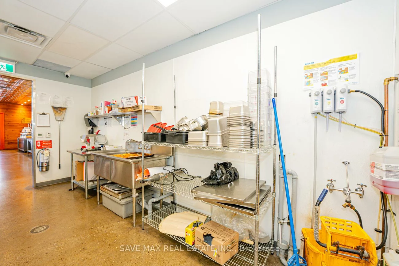 230, Lakeshore, Port Credit, Mississauga