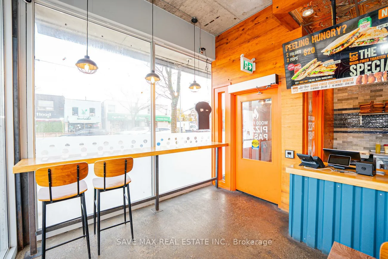 230, Lakeshore, Port Credit, Mississauga