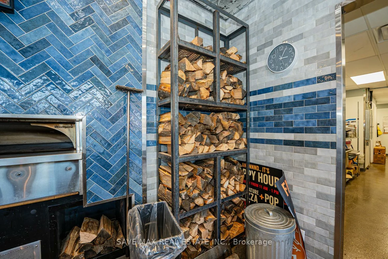 230, Lakeshore, Port Credit, Mississauga