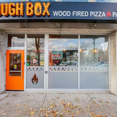 230, Lakeshore, Port Credit, Mississauga