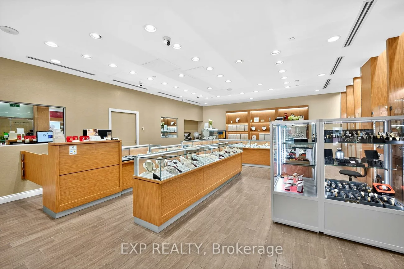 100, City Centre, City Centre, Mississauga