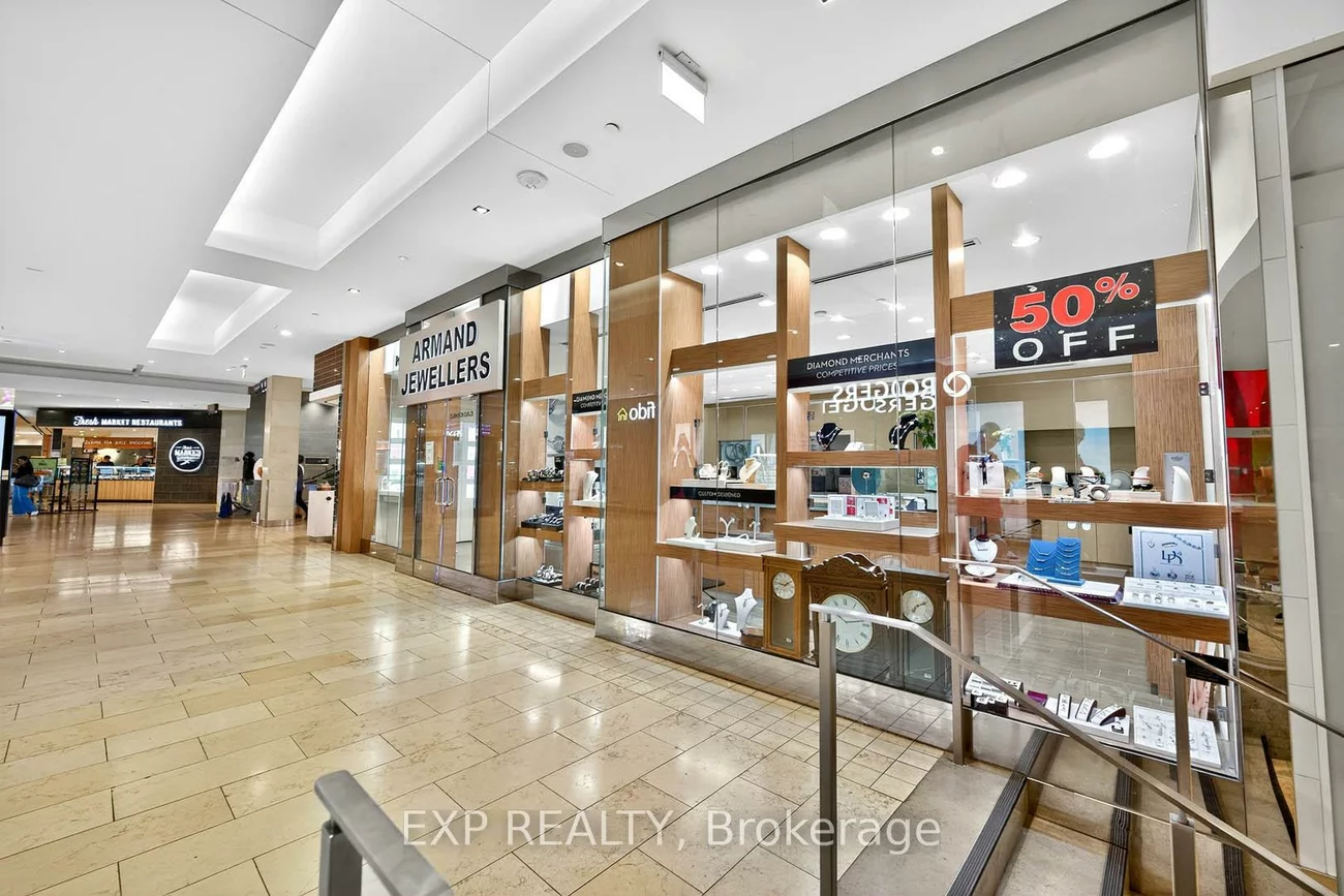 100, City Centre, City Centre, Mississauga