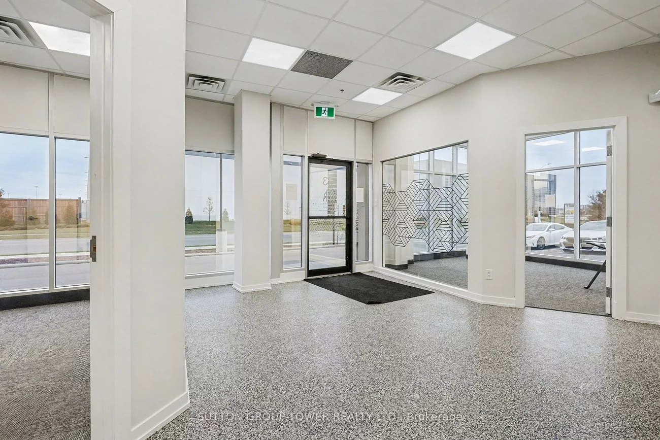 5250, Solar, Airport Corporate, Mississauga