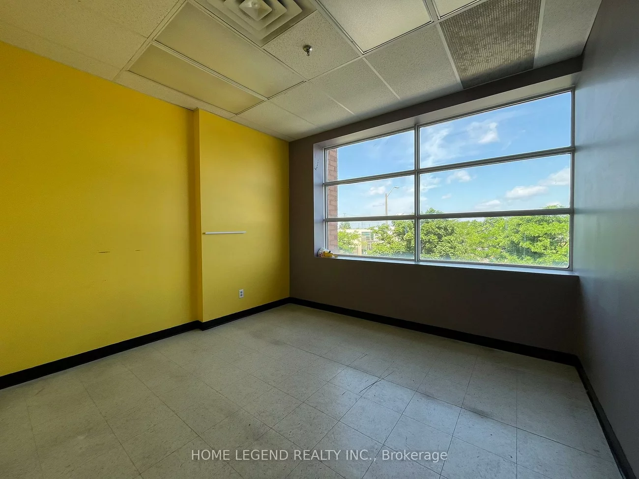 1550, South Gateway, Northeast, Mississauga