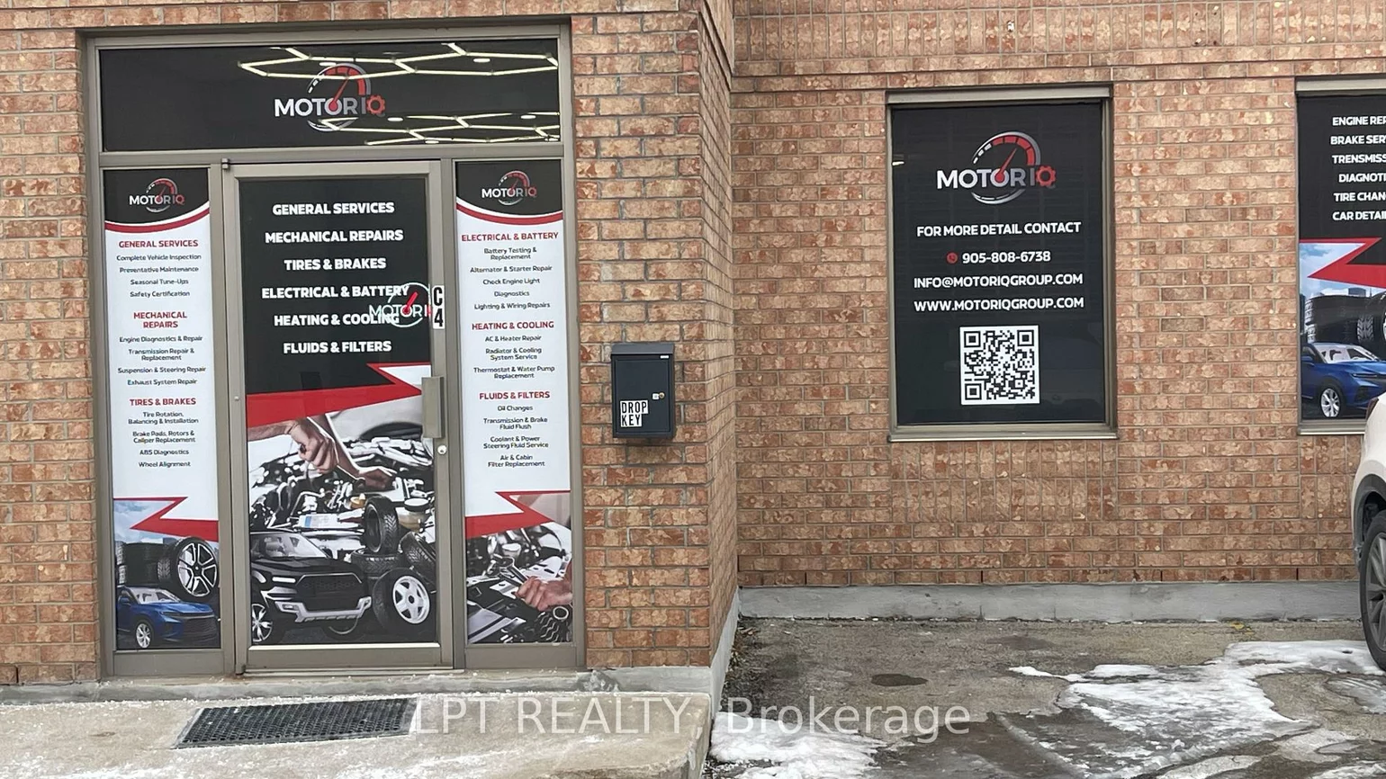 1115, Crestlawn, Northeast, Mississauga