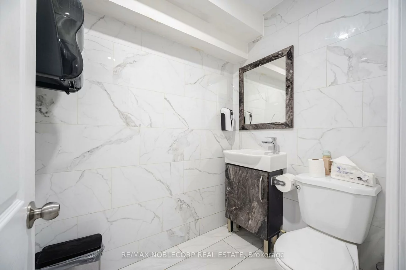 1125, Dundas, Applewood, Mississauga