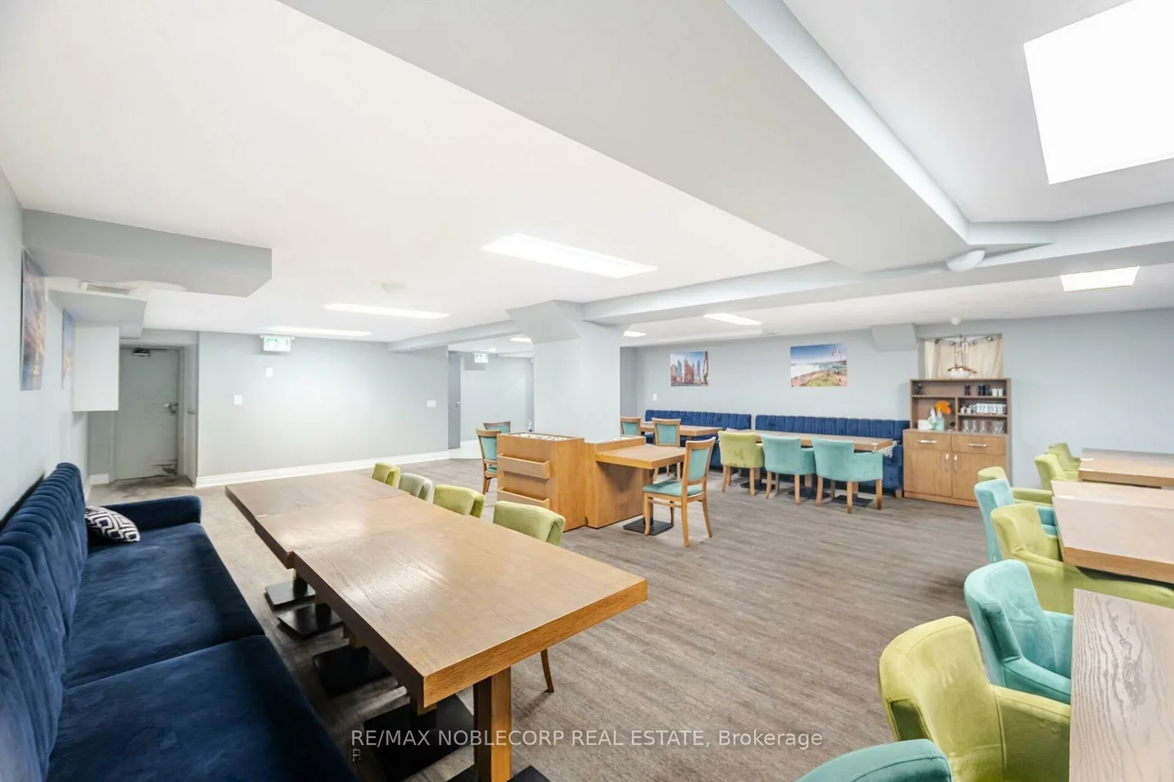 1125, Dundas, Applewood, Mississauga