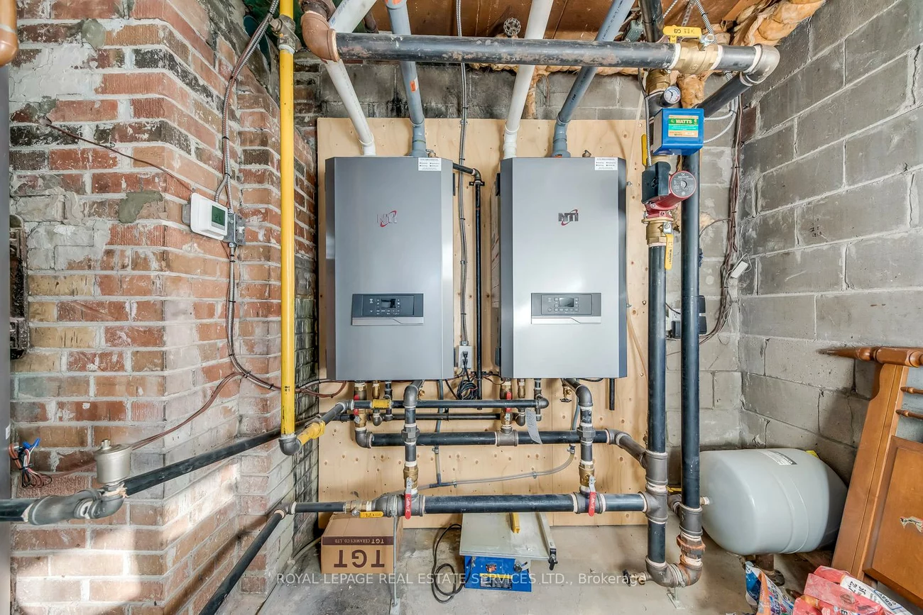 320, Lakeshore, Port Credit, Mississauga