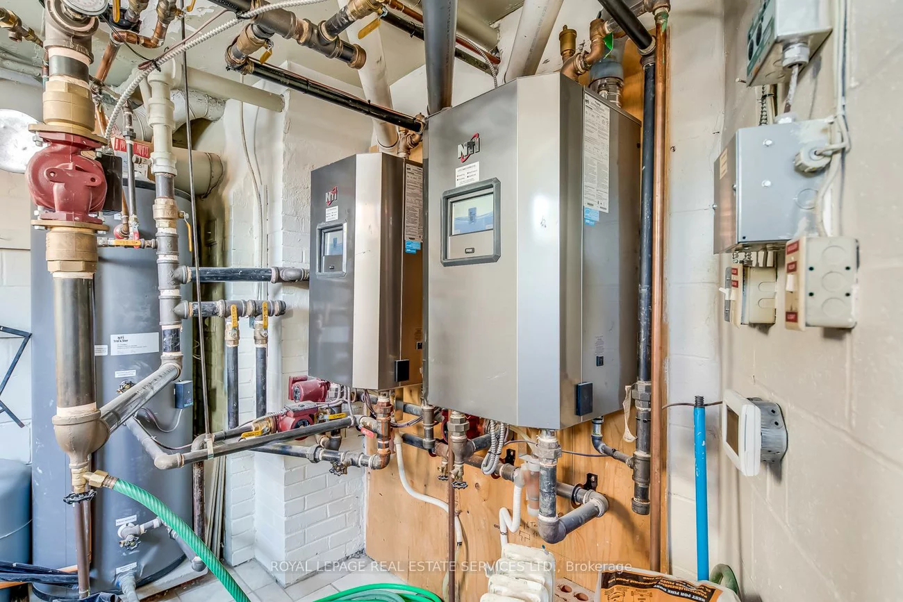 320, Lakeshore, Port Credit, Mississauga