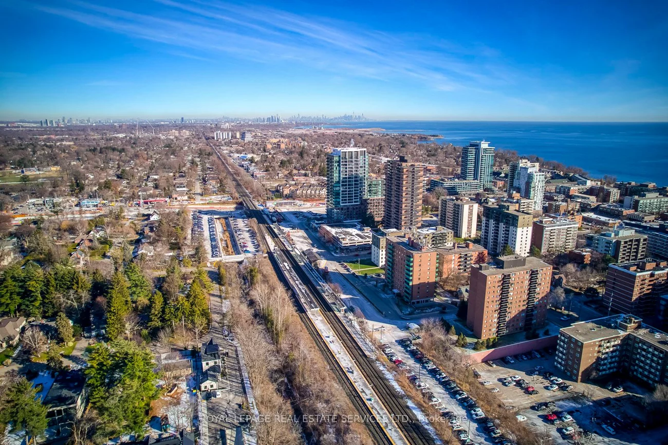 320, Lakeshore, Port Credit, Mississauga