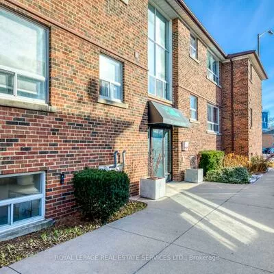 320, Lakeshore, Port Credit, Mississauga