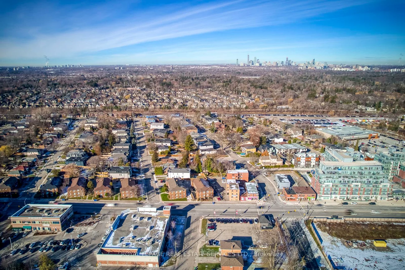 322, Lakeshore, Port Credit, Mississauga