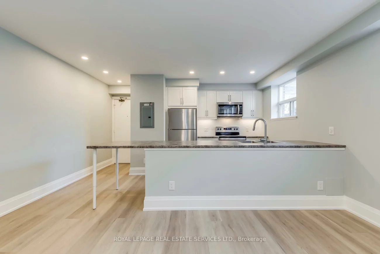 322, Lakeshore, Port Credit, Mississauga