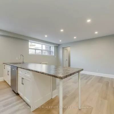 322, Lakeshore, Port Credit, Mississauga