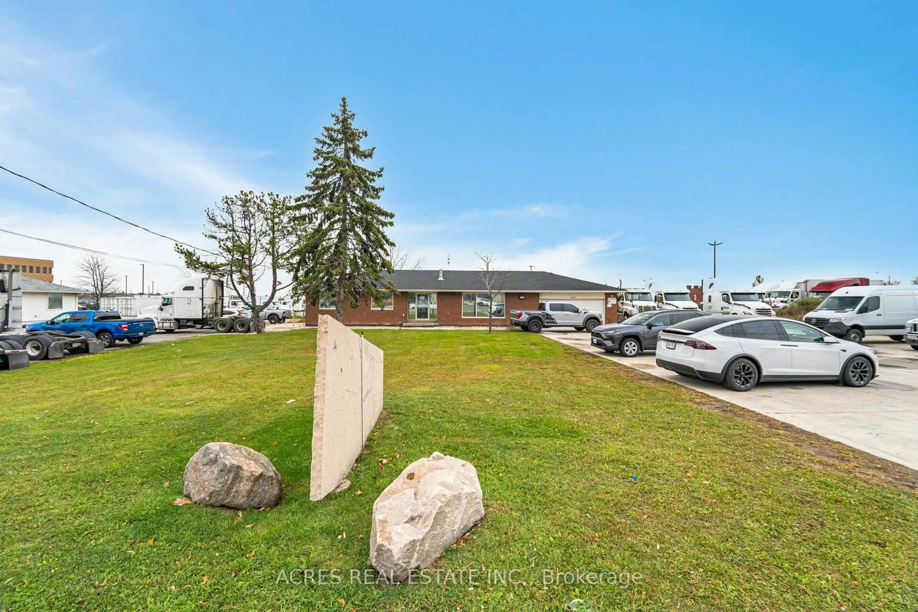 140-160, Derry, Gateway, Mississauga