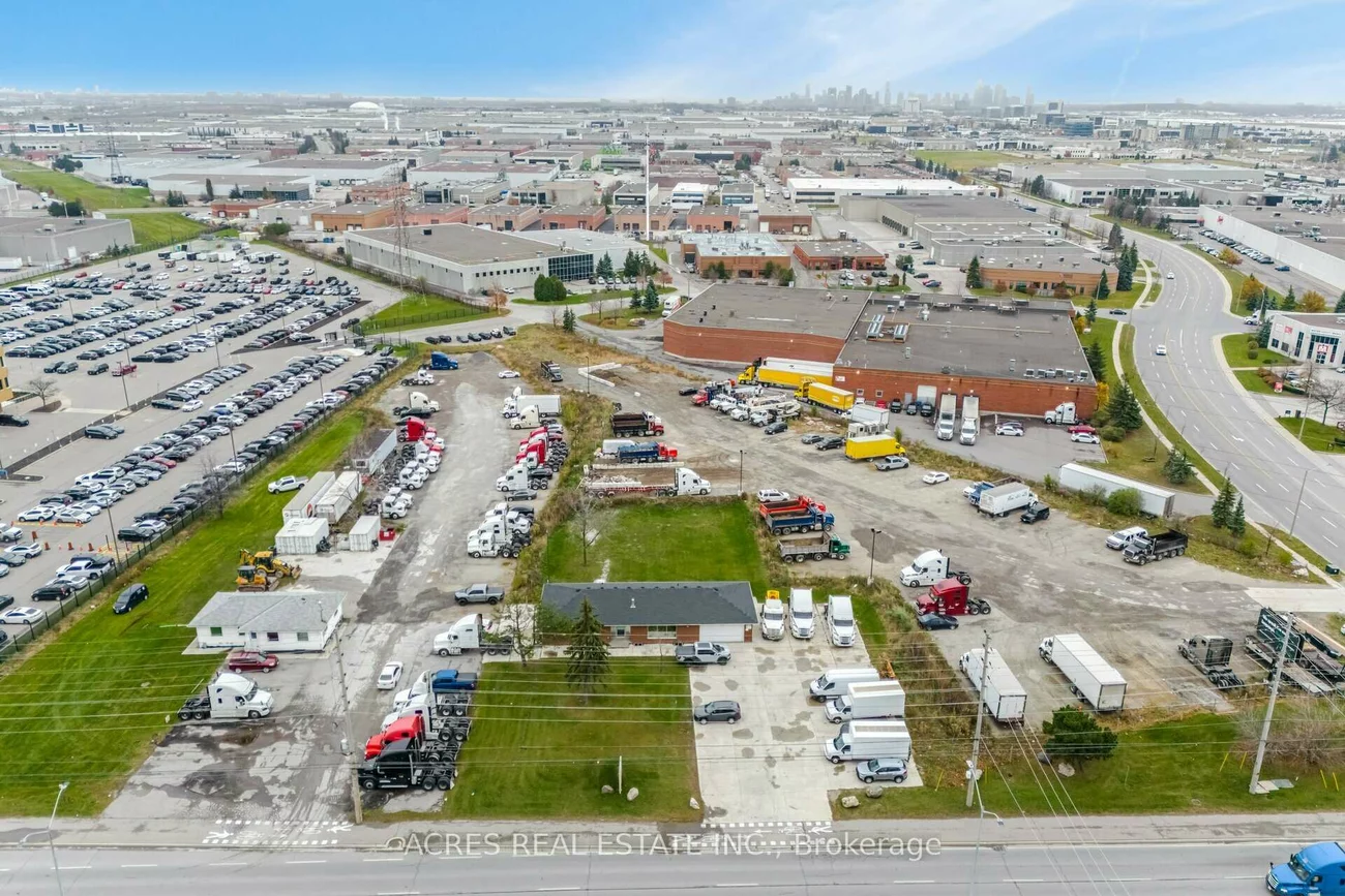 140-160, Derry, Gateway, Mississauga