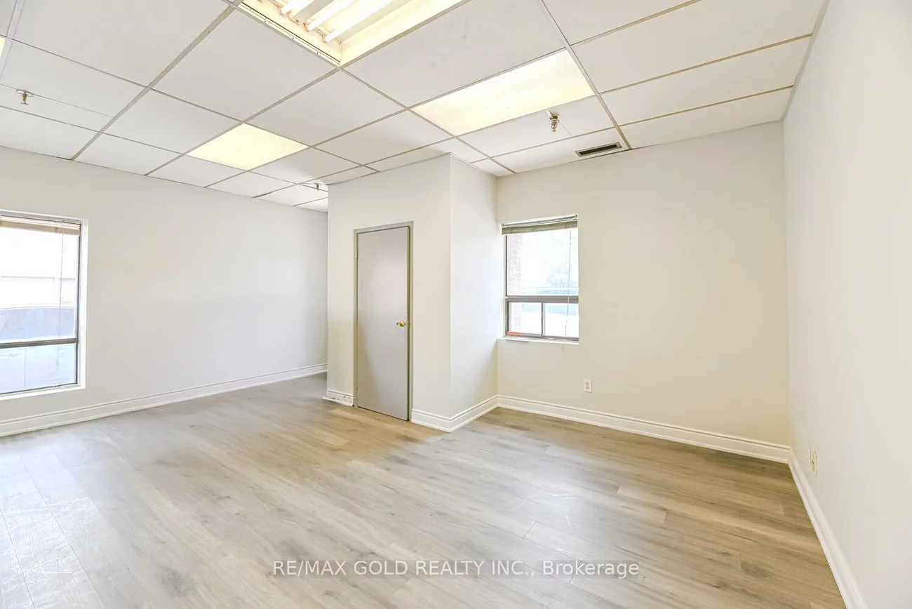 2579, Rena, Northeast, Mississauga