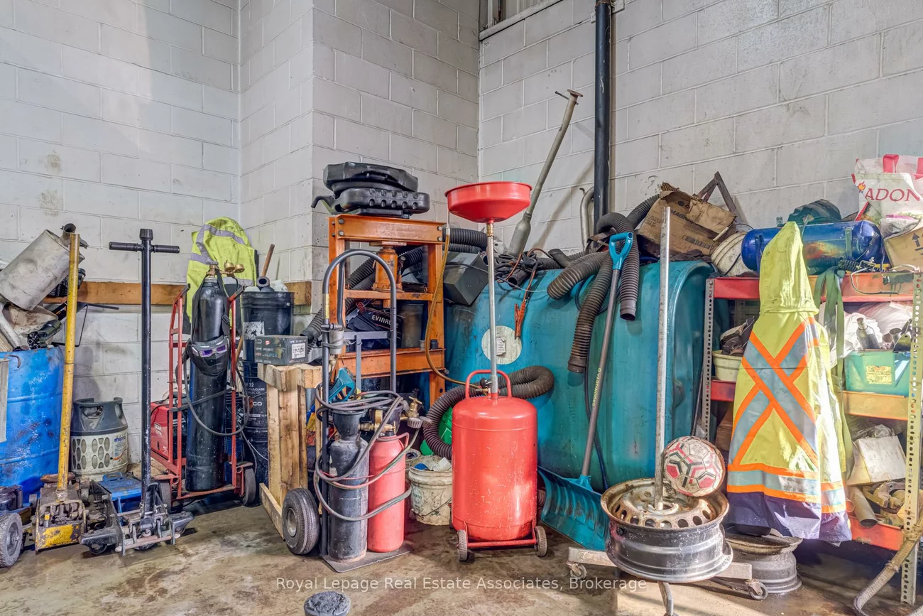 5890, Dixie, Northeast, Mississauga