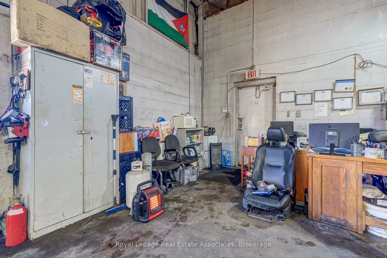 5890, Dixie, Northeast, Mississauga