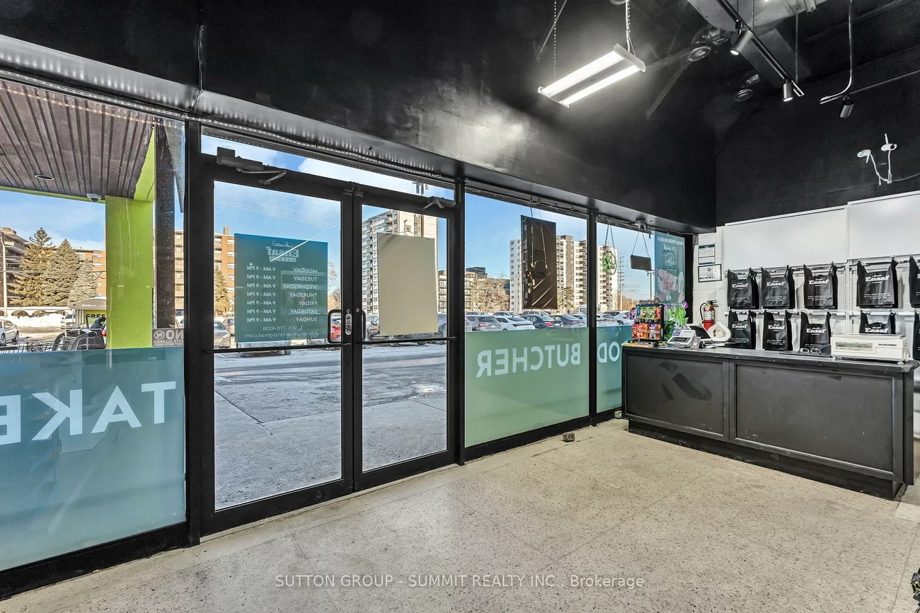 2500, Hurontario, Cooksville, Mississauga