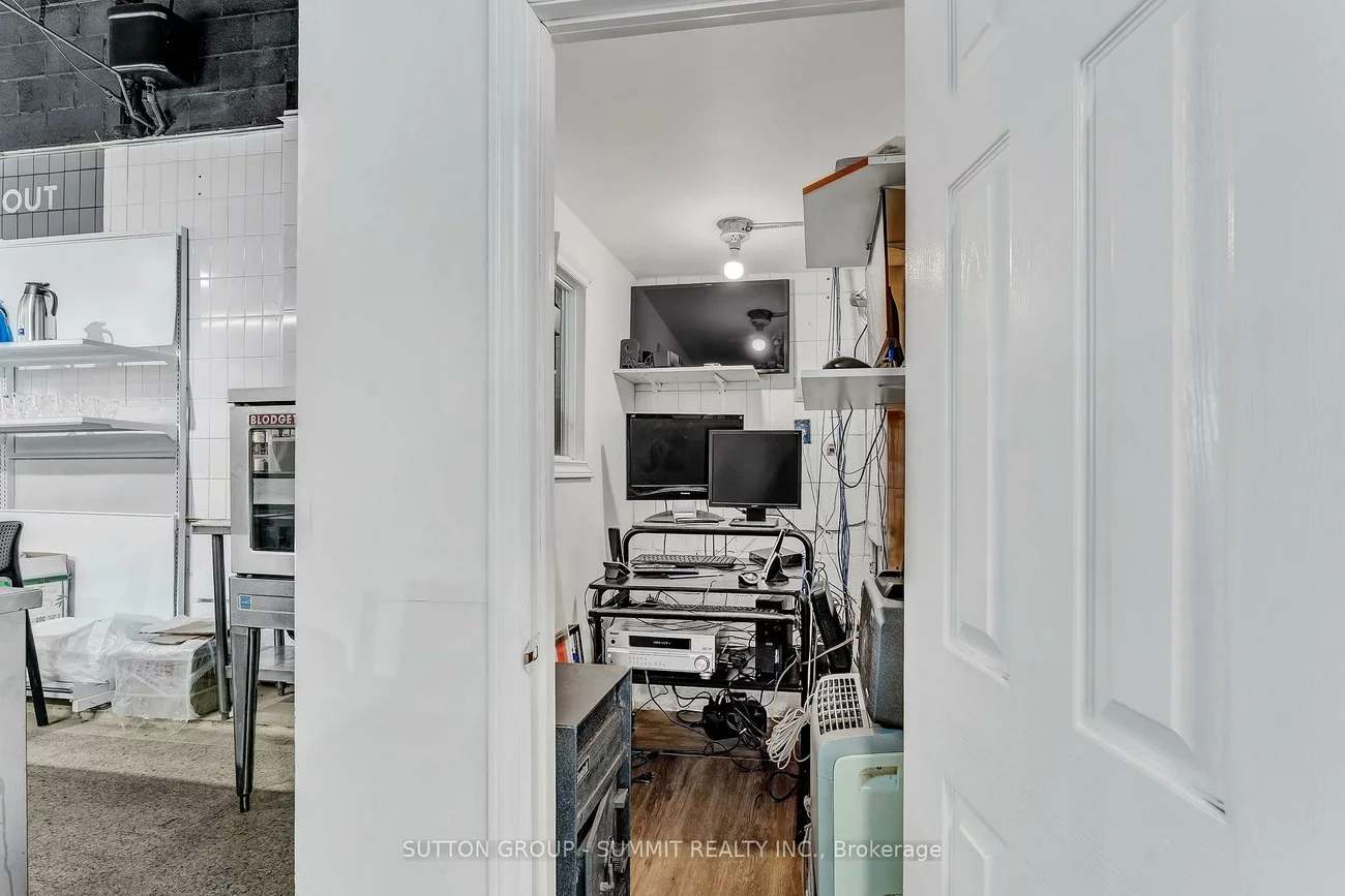 2500, Hurontario, Cooksville, Mississauga