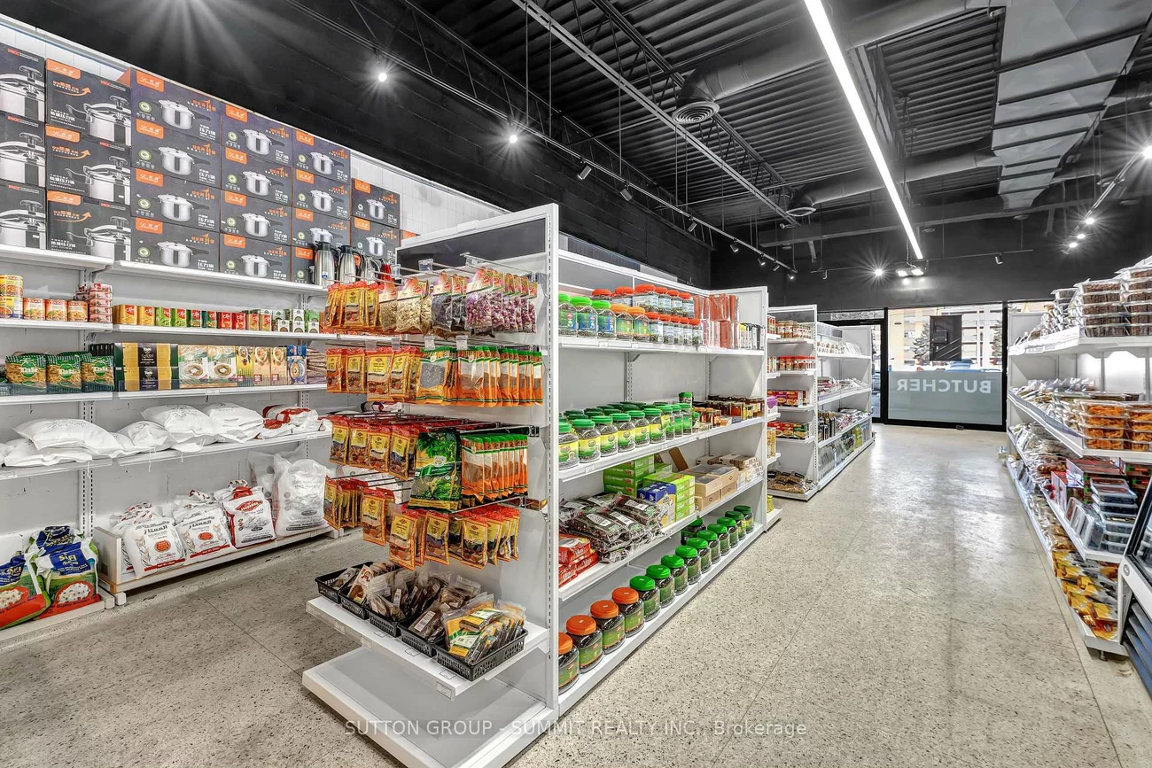 2500, Hurontario, Cooksville, Mississauga