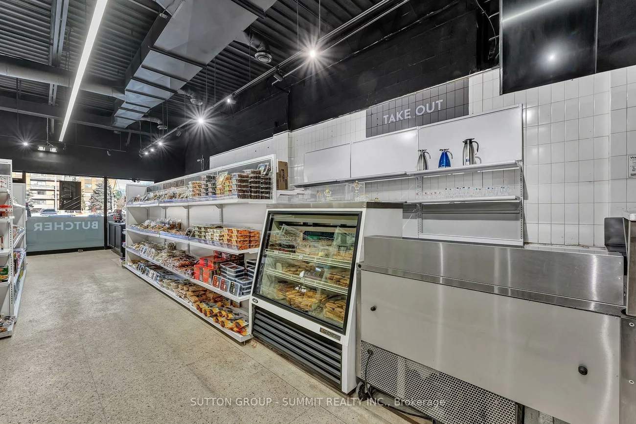 2500, Hurontario, Cooksville, Mississauga