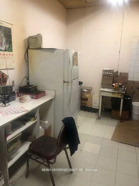 2100, Dundas, Dixie, Mississauga