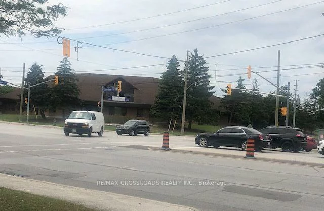 2100, Dundas, Dixie, Mississauga