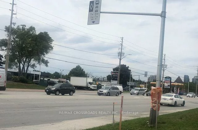 2100, Dundas, Dixie, Mississauga