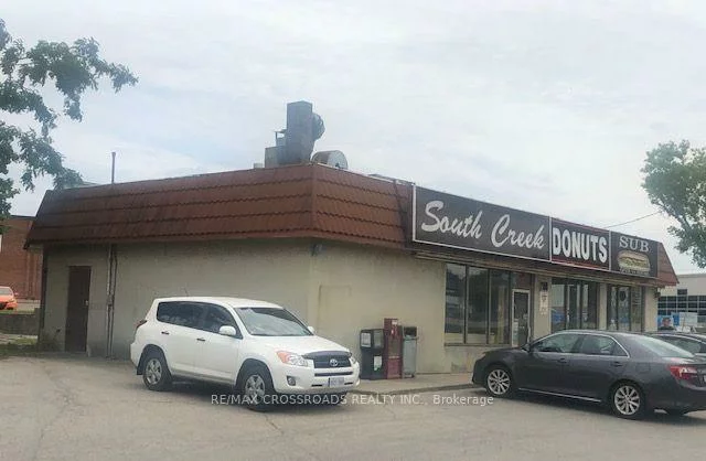 2100, Dundas, Dixie, Mississauga