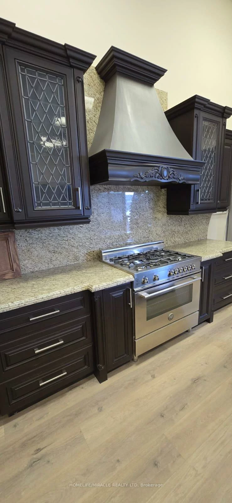 3505, Laird, Western Business Park, Mississauga