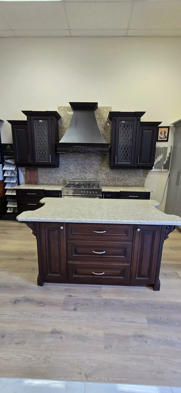 3505, Laird, Western Business Park, Mississauga