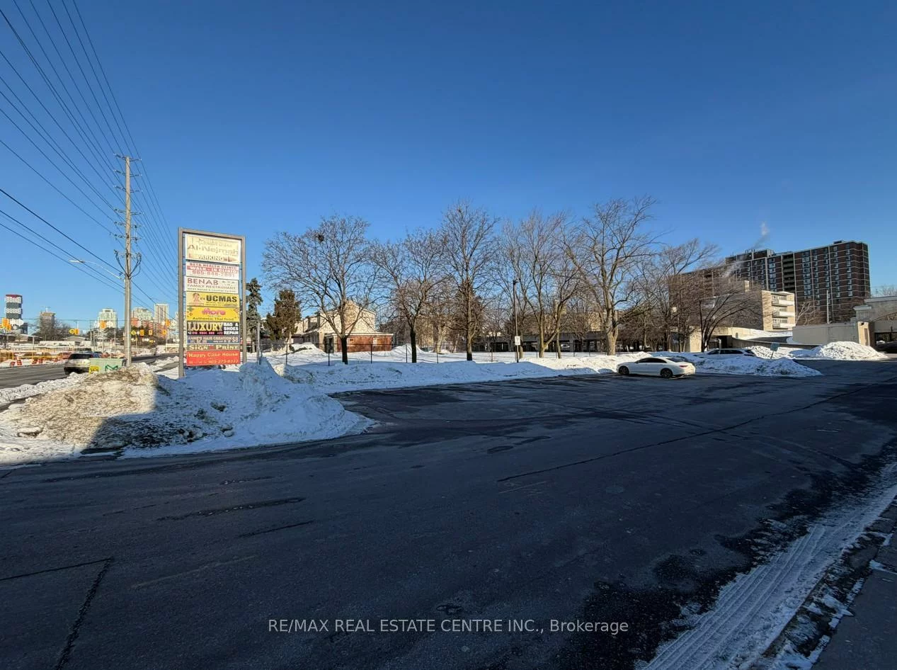 3085, Hurontario St, Cooksville, Mississauga