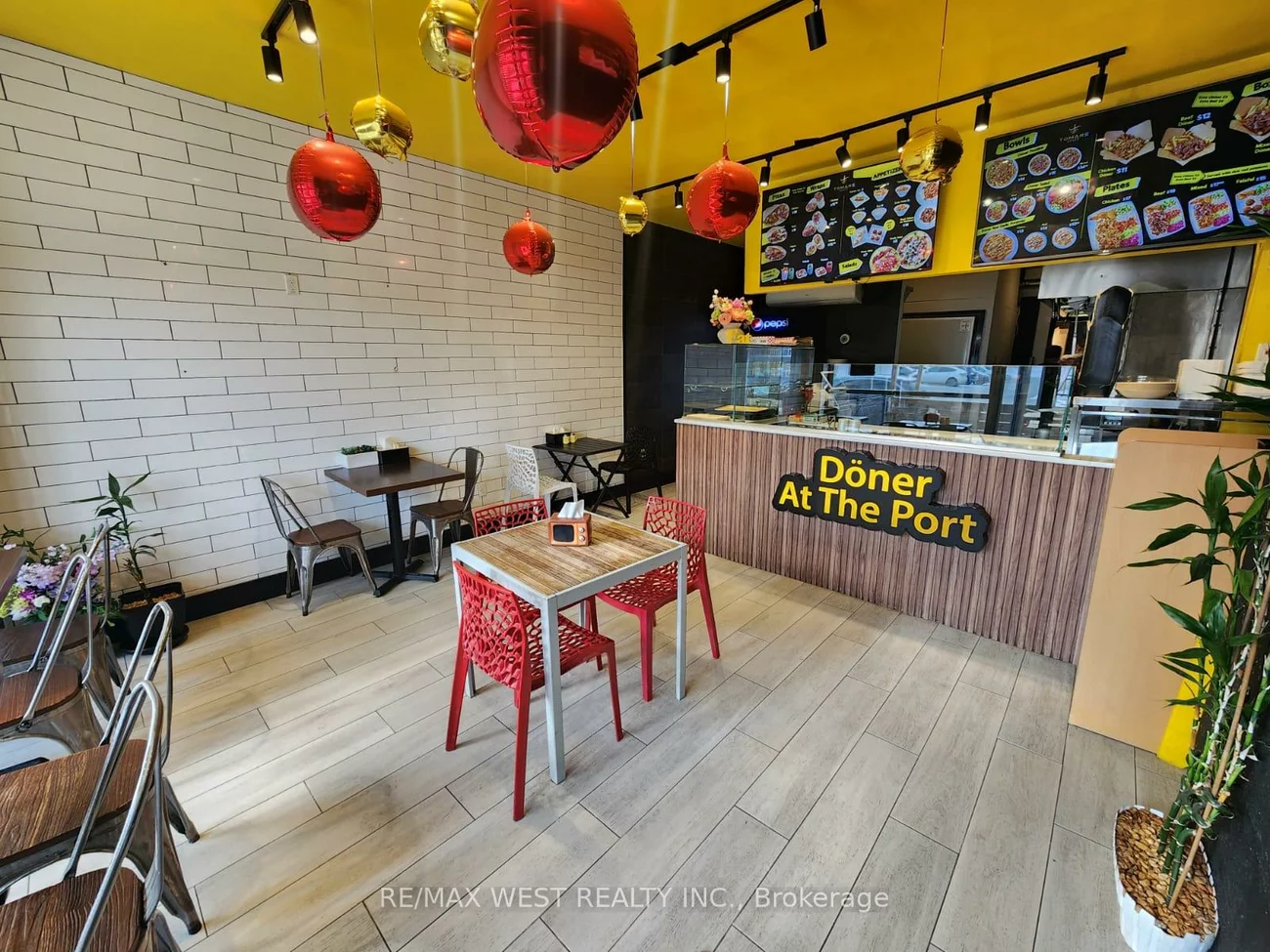 94, Lake Shore, Port Credit, Mississauga