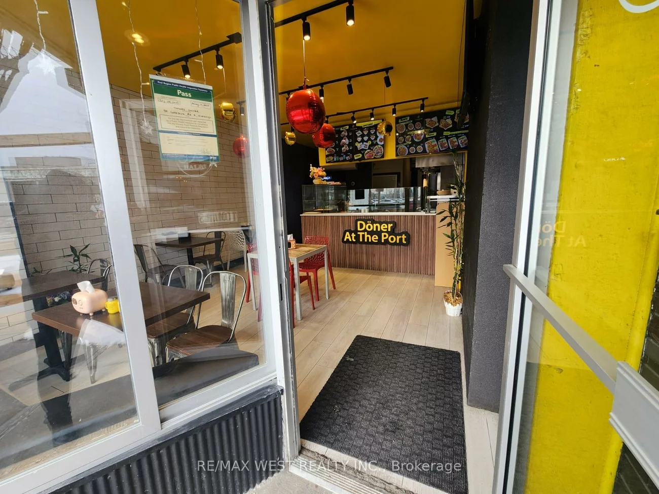 94, Lake Shore, Port Credit, Mississauga