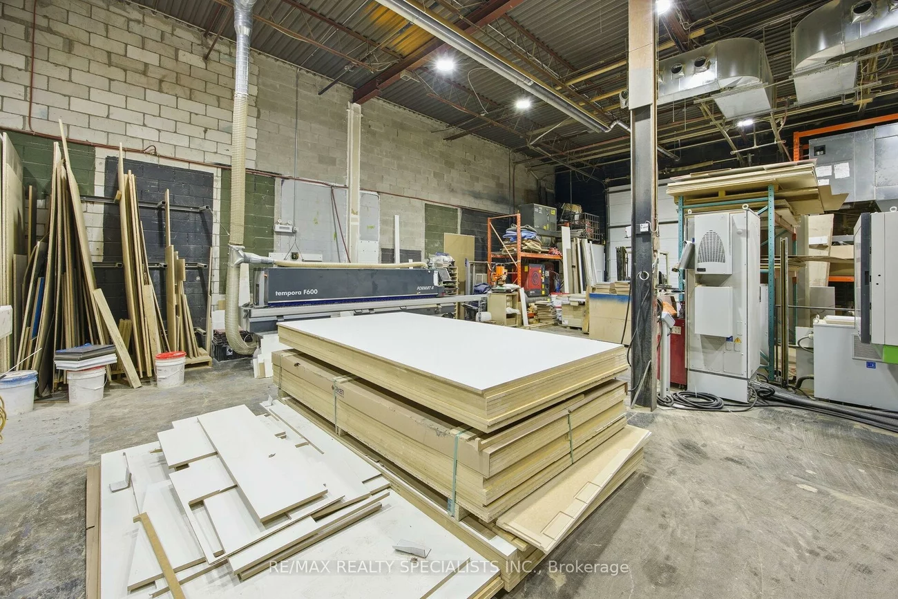 1200, Lorimar, Northeast, Mississauga