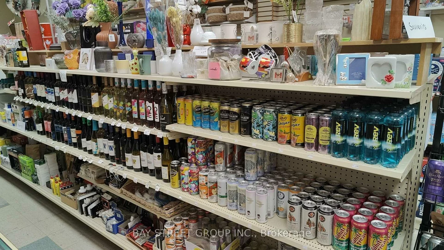 1151, Dundas, Erindale, Mississauga