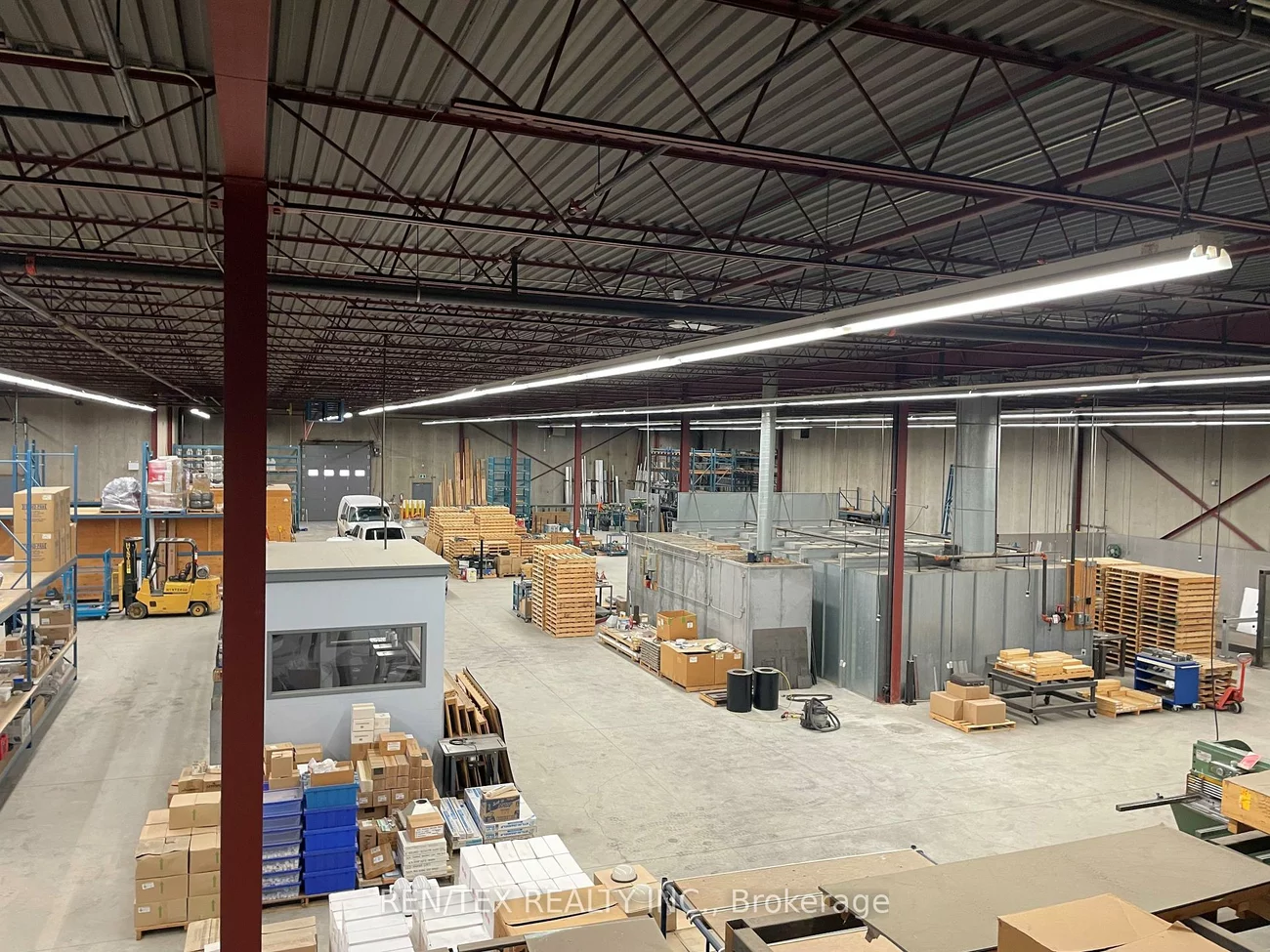 261, Ambassador, Gateway, Mississauga