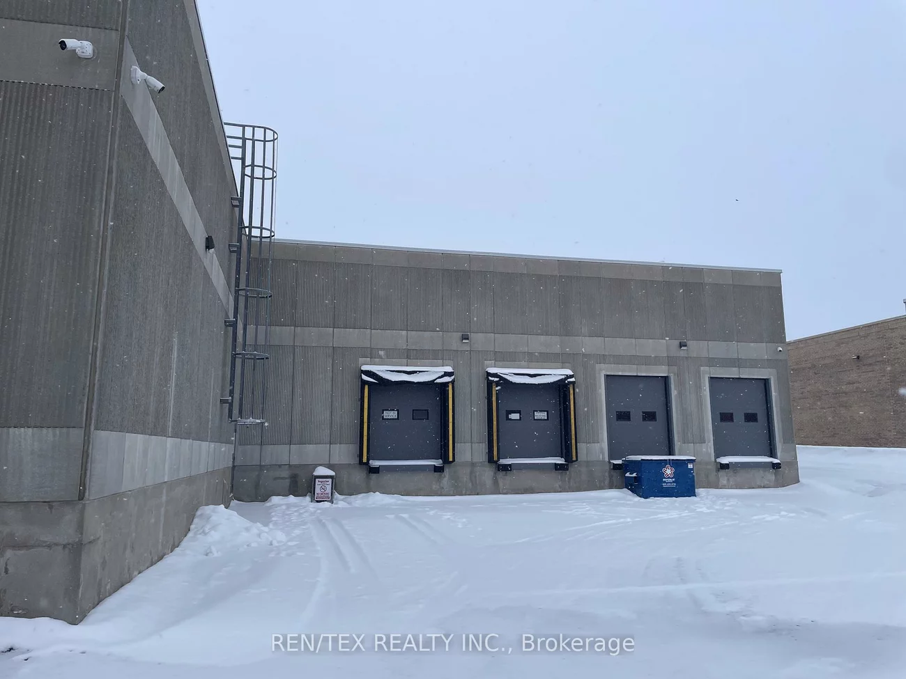 261, Ambassador, Gateway, Mississauga