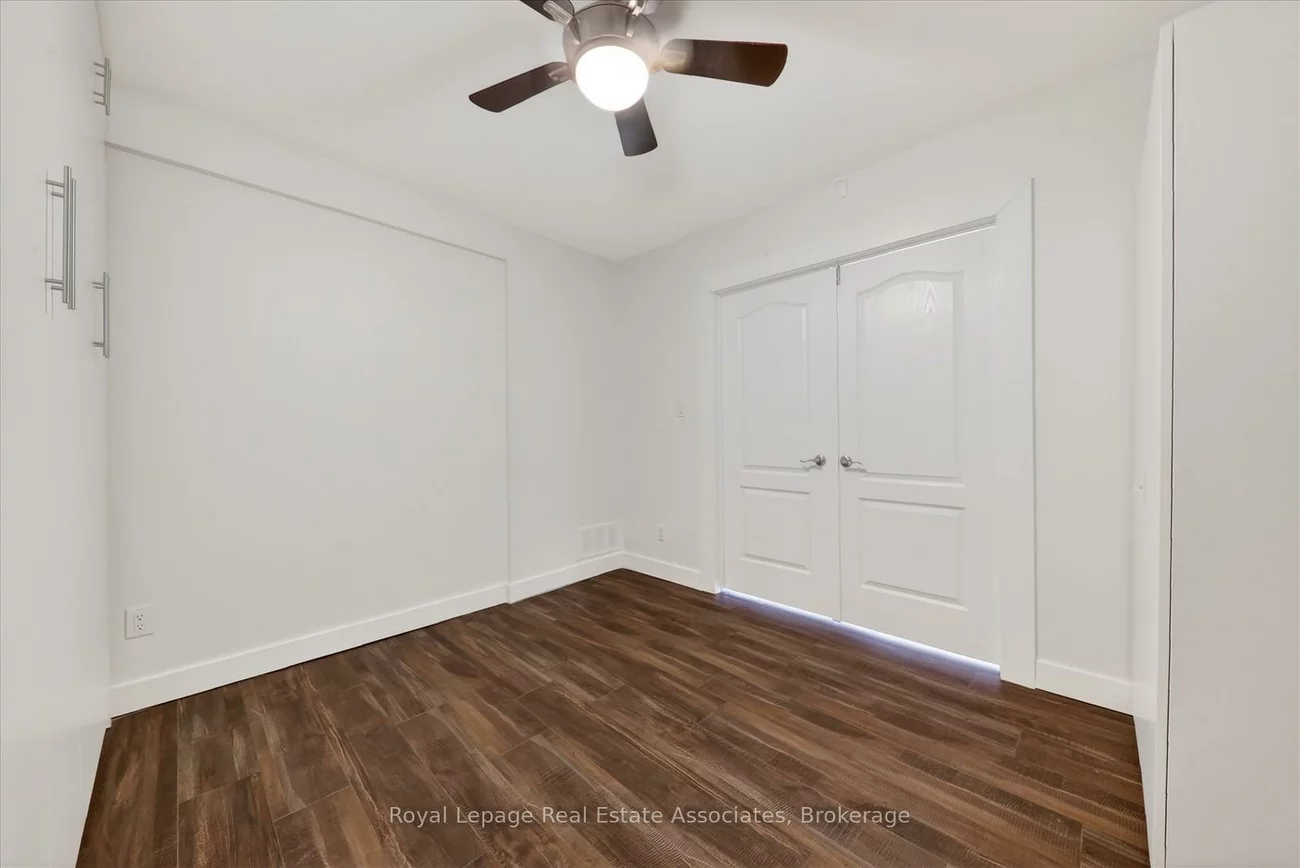 881, Lakeshore, Lakeview, Mississauga