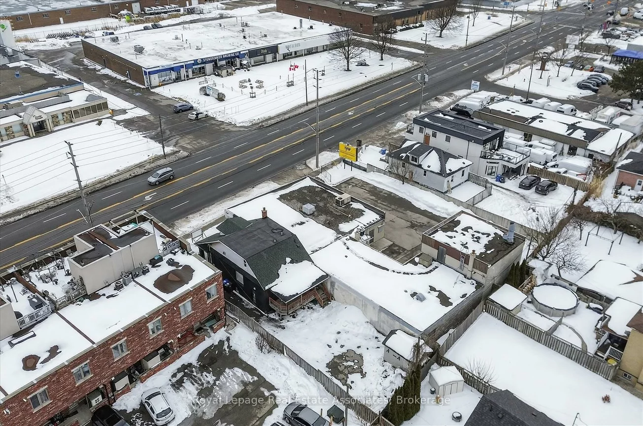 881, Lakeshore, Lakeview, Mississauga