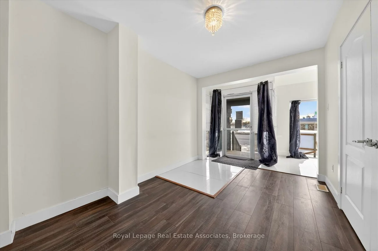 881, Lakeshore, Lakeview, Mississauga