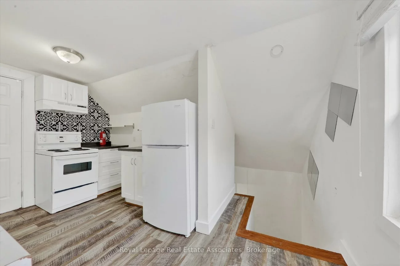 881, Lakeshore, Lakeview, Mississauga