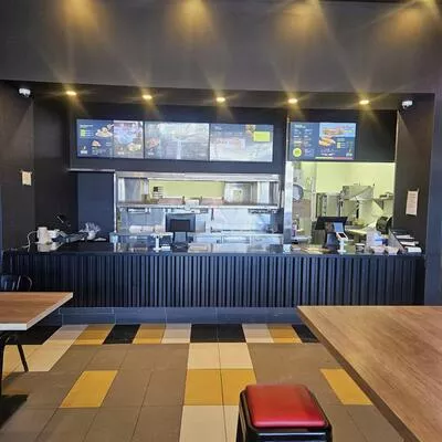 1476, Dundas, Dixie, Mississauga