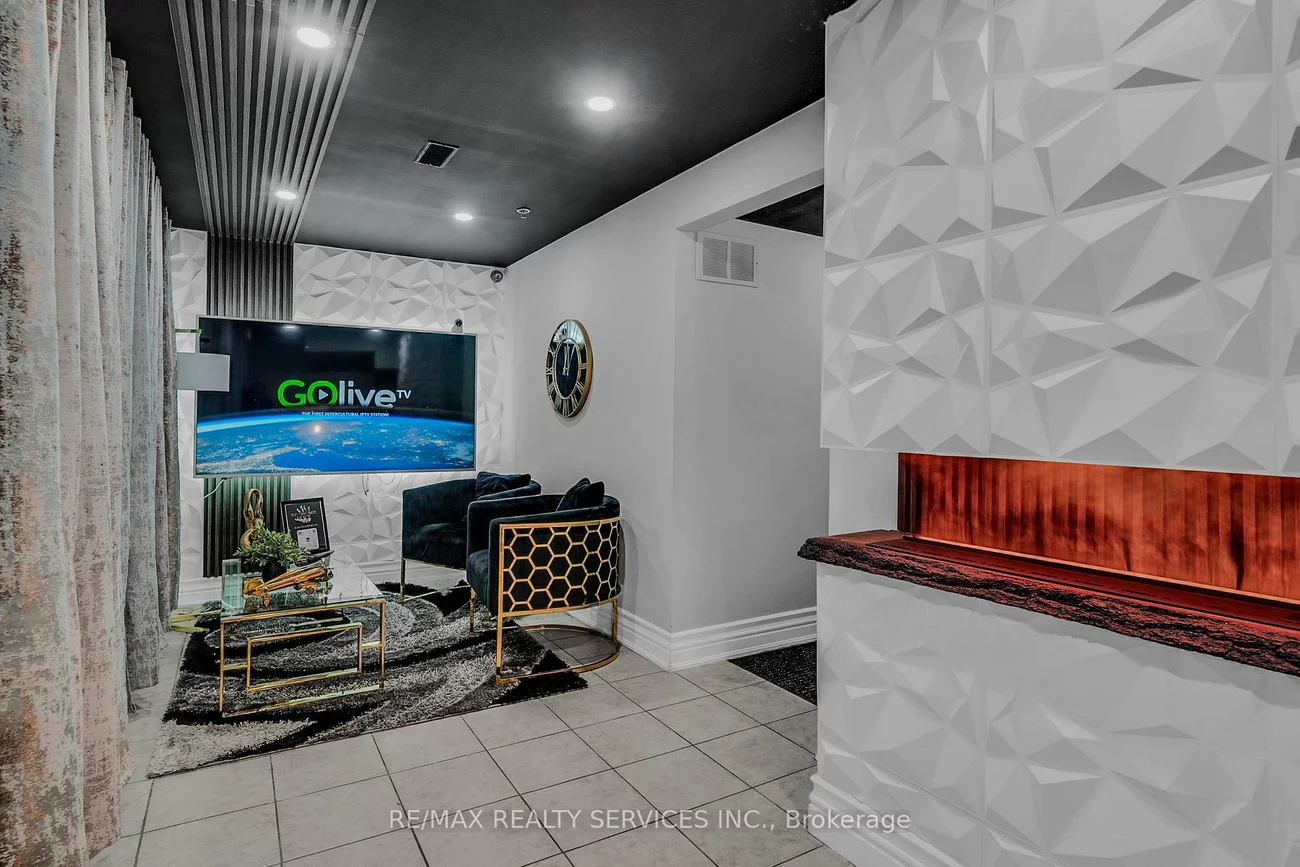 6780, Devand, Northeast, Mississauga