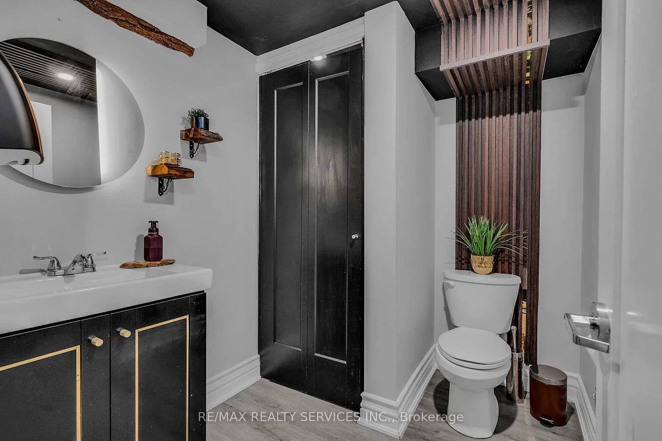 6780, Devand, Northeast, Mississauga