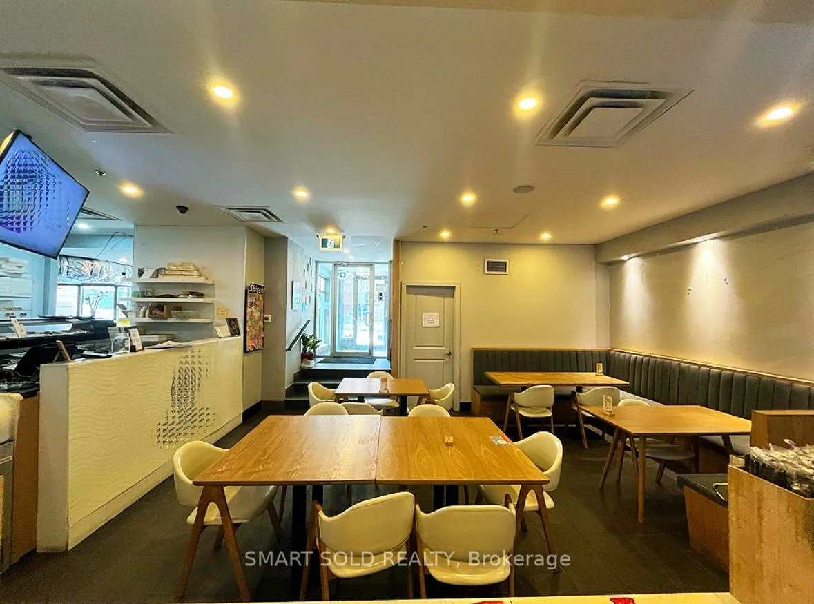 265, Enfield Pl, City Centre, Mississauga