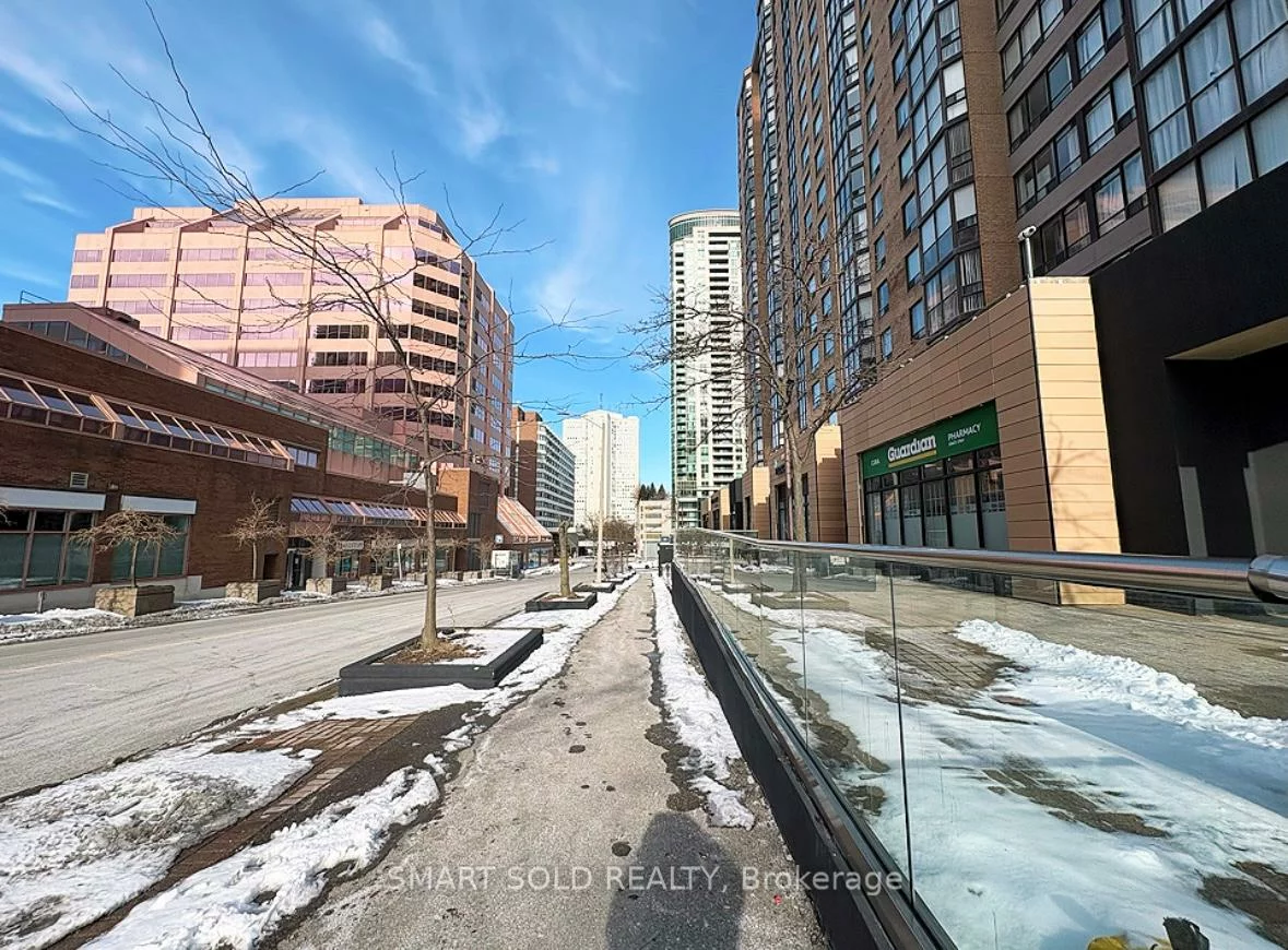 265, Enfield Pl, City Centre, Mississauga