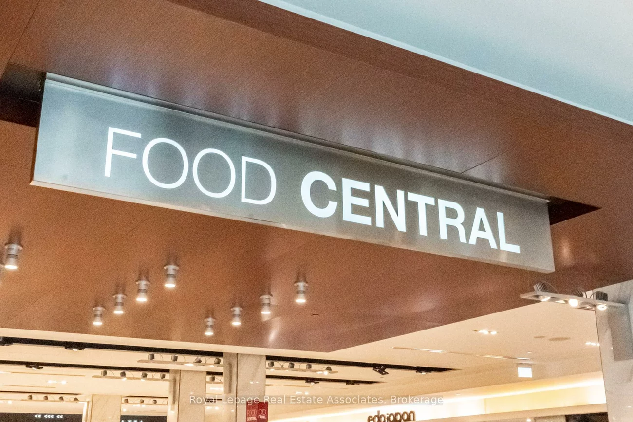 100, City Centre, City Centre, Mississauga